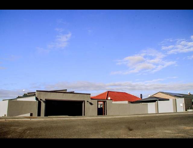 4 BEDROOM HOUSE FOR SALE IN DARLING